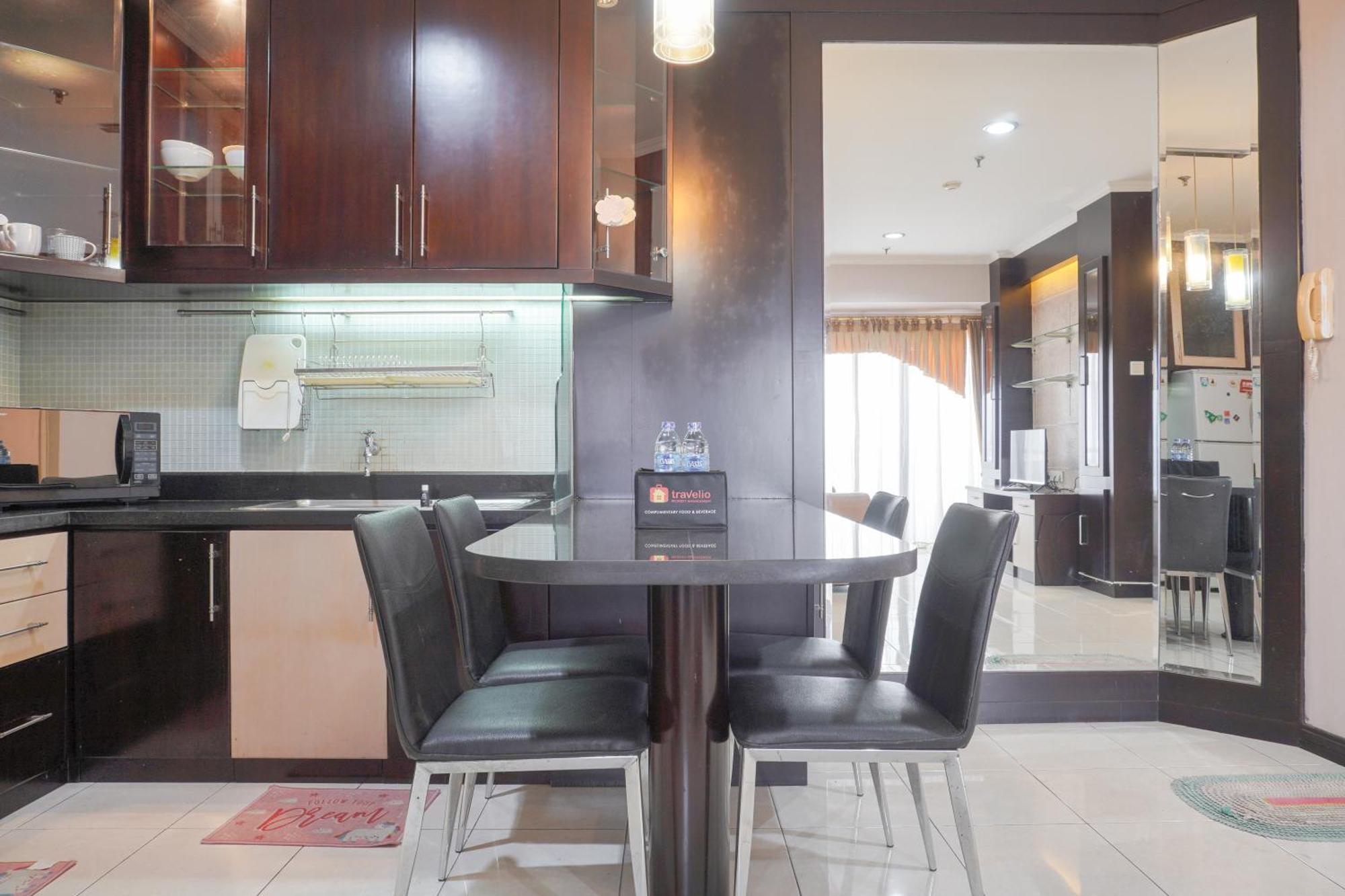 Cozy And Simply Look 2Br At 12Nd Floor Puri Garden Apartment By Travelio Jakarta Exterior photo