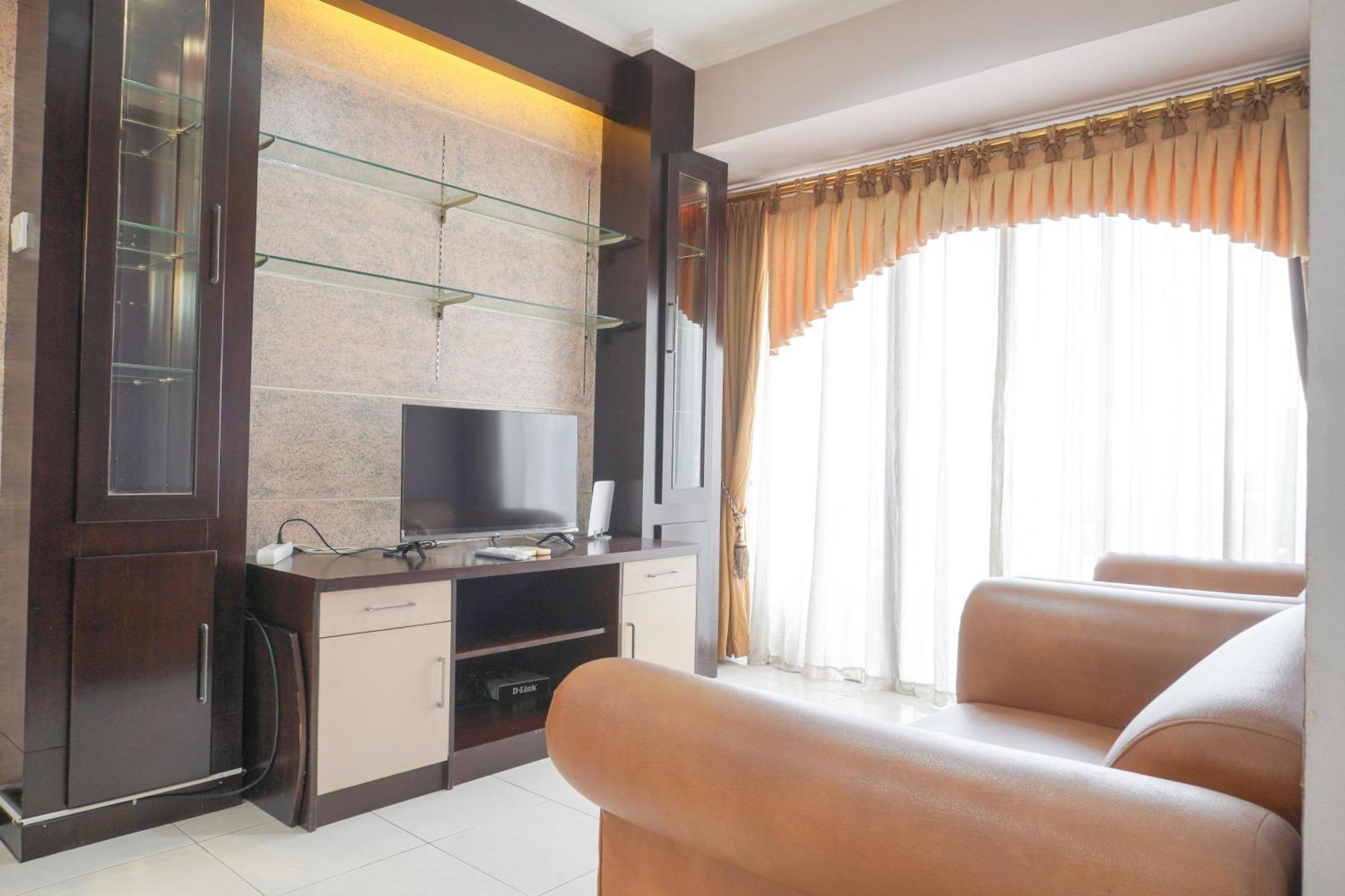 Cozy And Simply Look 2Br At 12Nd Floor Puri Garden Apartment By Travelio Jakarta Exterior photo